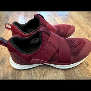 TIEM slipstream cycle shoes w/ spd cleats